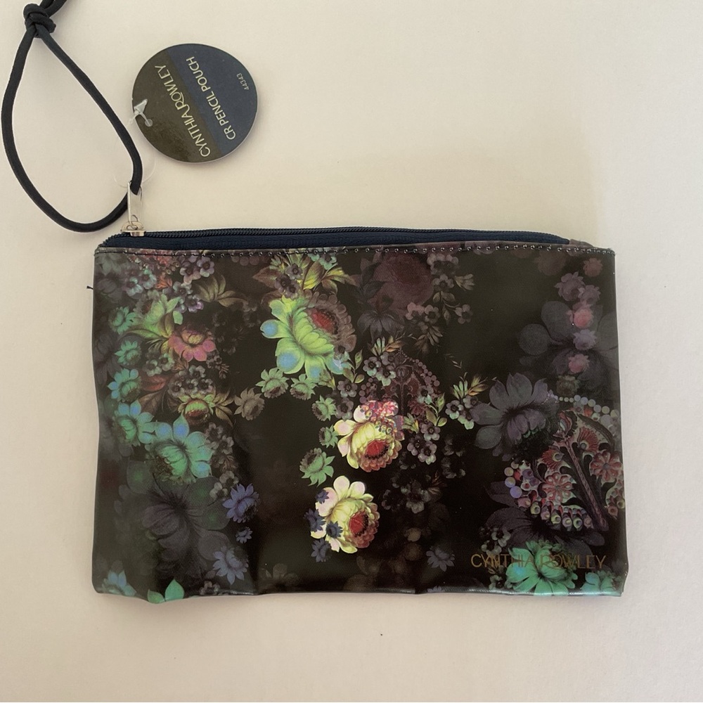 Cynthia Rowley plastic Black Floral Wristlet Clutch NWT